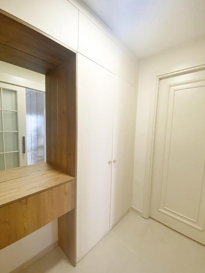 Appartement Chic 3 Bedroom In Center *